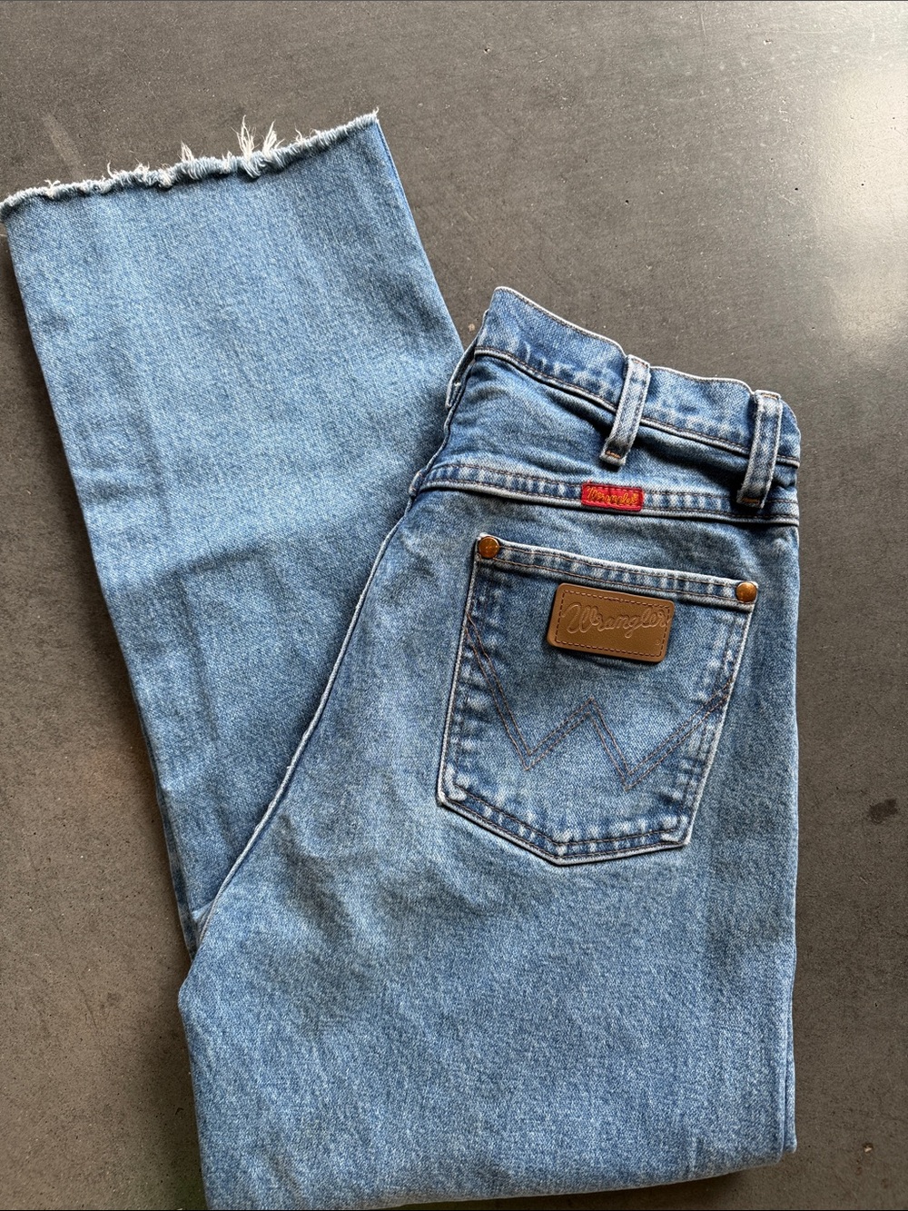 Wrangler Women's Light Blue High-Rise Straight Leg Jeans
